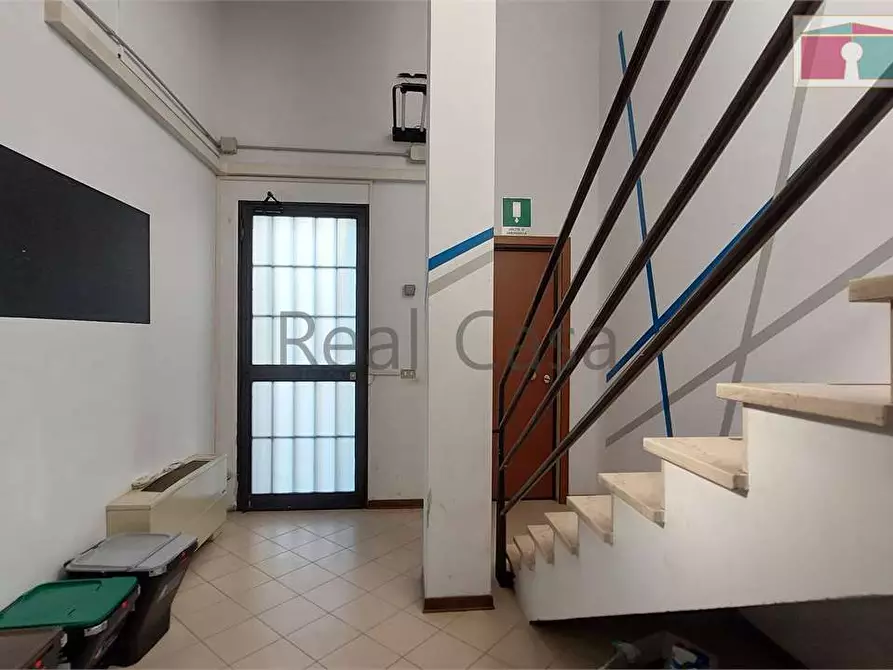 Immagine 3 di Ufficio in vendita  in Via Grecia a Modena