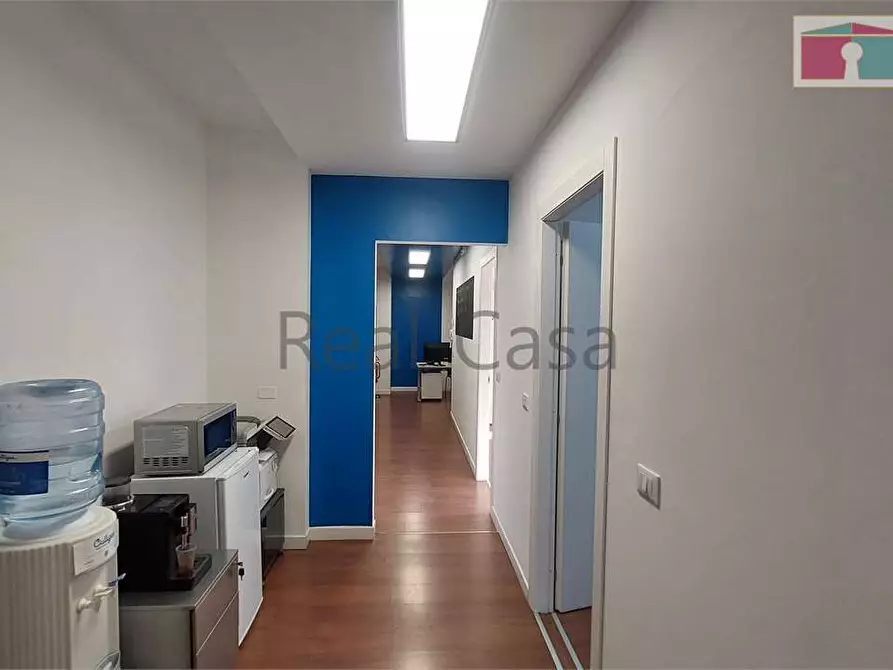 Immagine 13 di Ufficio in vendita  in Via Grecia a Modena