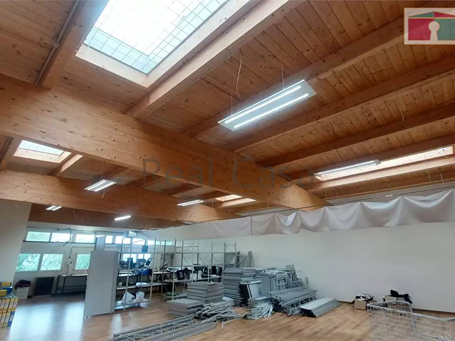 Immagine 11 di Laboratorio in affitto  in Via Emilia Ovest a Modena