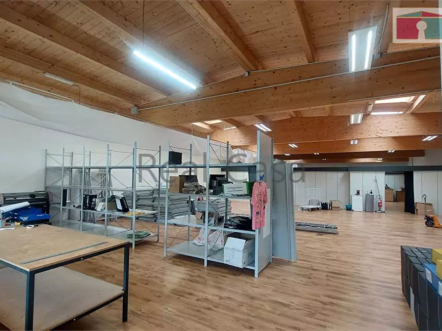 Immagine 13 di Laboratorio in affitto  in Via Emilia Ovest a Modena