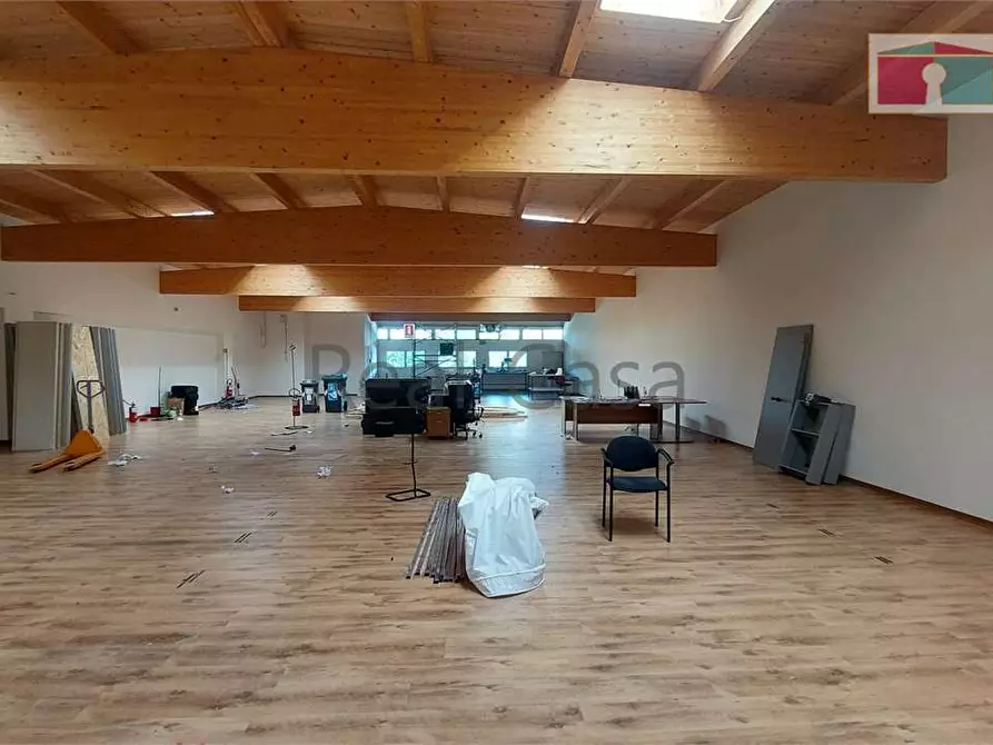 Immagine 5 di Laboratorio in affitto  in Via Emilia Ovest a Modena