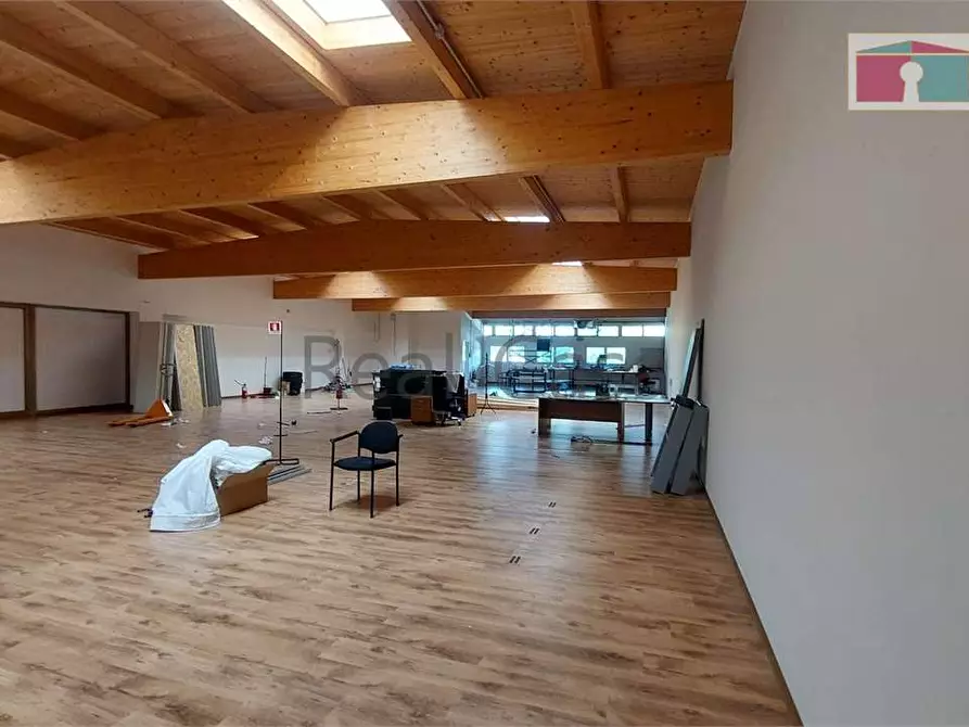 Immagine 7 di Laboratorio in affitto  in Via Emilia Ovest a Modena