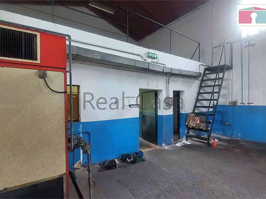Immagine 14 di Capannone industriale in vendita  a Modena