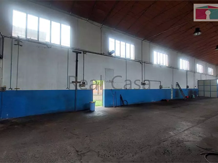 Immagine 3 di Capannone industriale in vendita  a Modena