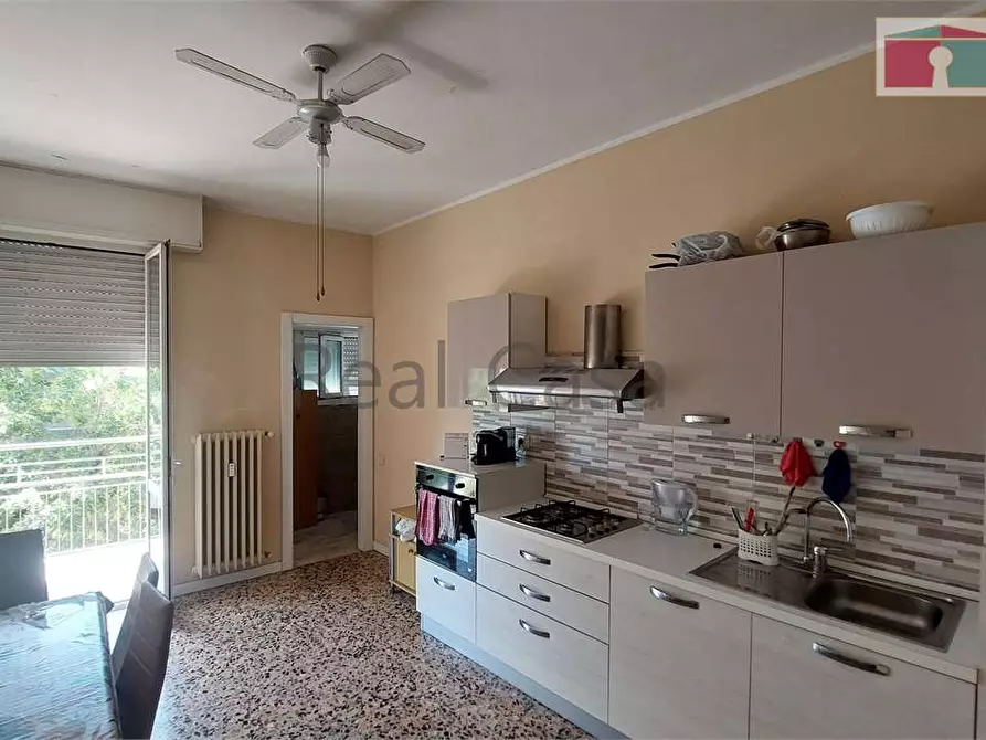 Immagine 2 di Appartamento in vendita  in Via Ettore Orlandi  a Modena