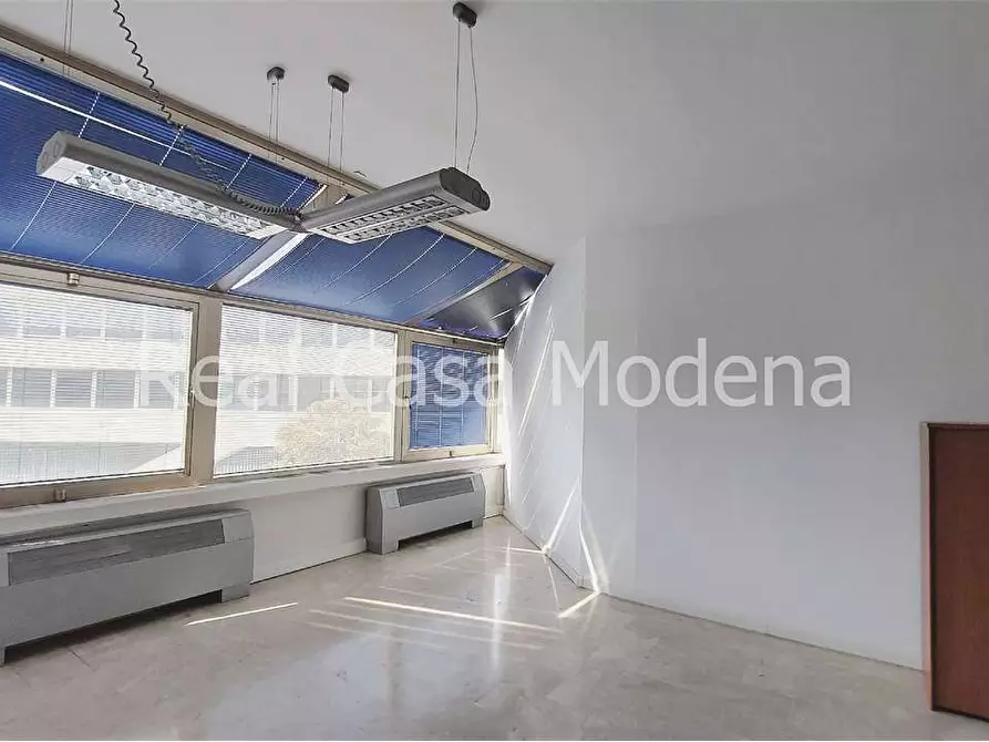 Immagine 4 di Ufficio in vendita  in Via Cagliostro a Modena