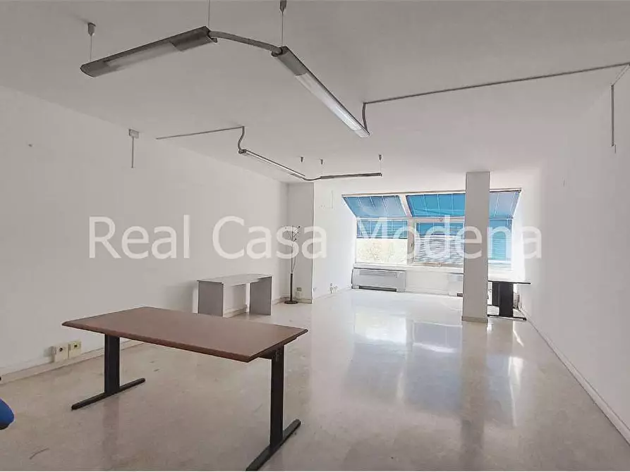 Immagine 10 di Ufficio in vendita  in Via Cagliostro a Modena