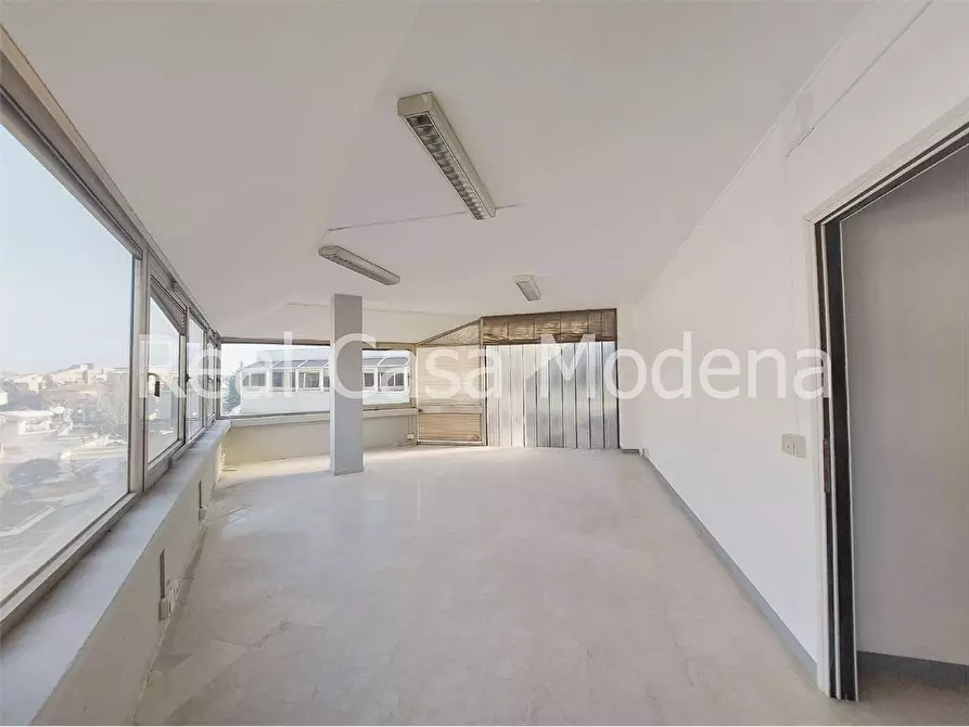 Immagine 24 di Ufficio in vendita  in Via Cagliostro a Modena