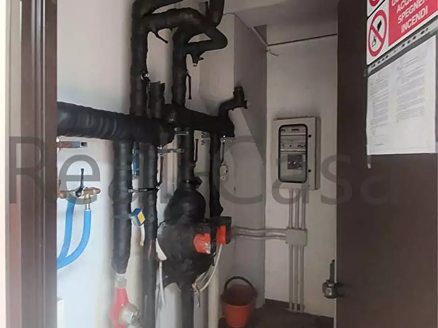 Immagine 9 di Laboratorio in affitto  in Viale Virgilio  a Modena