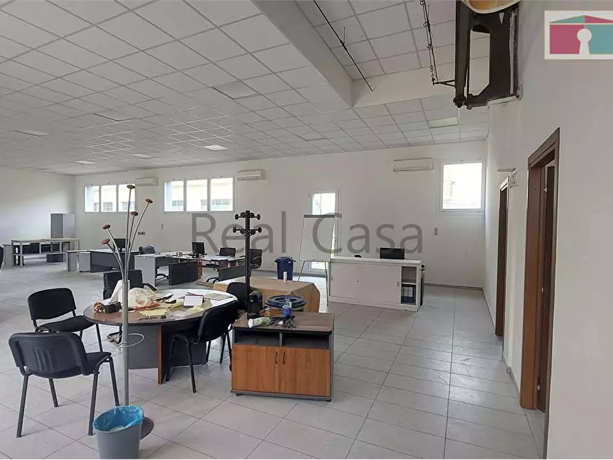 Immagine 5 di Laboratorio in affitto  in Via cesare della chiesa a Modena