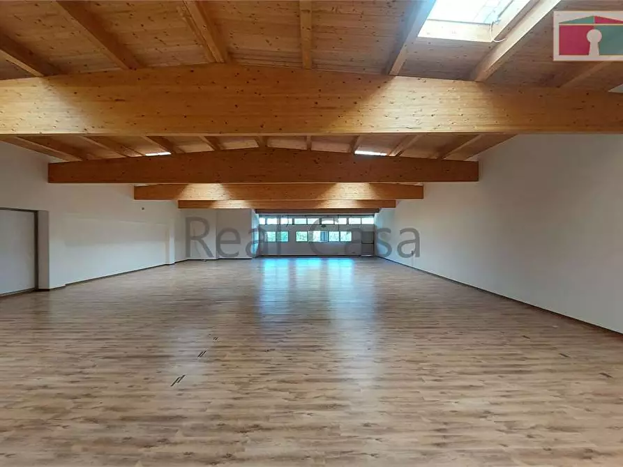 Immagine 2 di Laboratorio in affitto  in Via Emilia Ovest a Modena