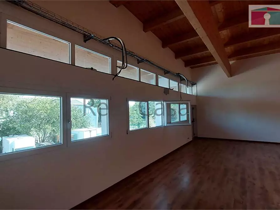 Immagine 9 di Laboratorio in affitto  in Via Emilia Ovest a Modena