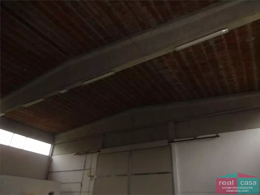 Immagine 12 di Capannone industriale in affitto  in Via Statale dell' Abetone e del Brennero a Maranello