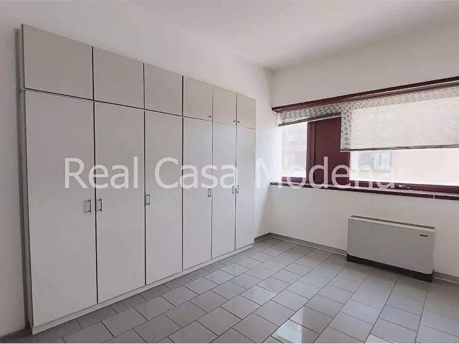 Immagine 24 di Ufficio in affitto  in Via Marianini a Modena