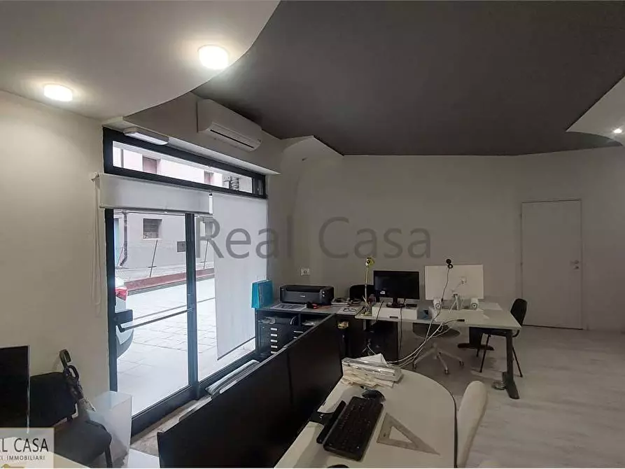 Immagine 18 di Negozio in affitto  in Via Pelusia 215 a Modena