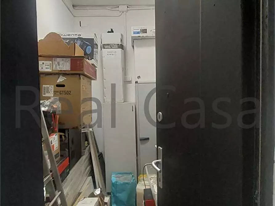 Immagine 21 di Negozio in affitto  in Via Pelusia 215 a Modena