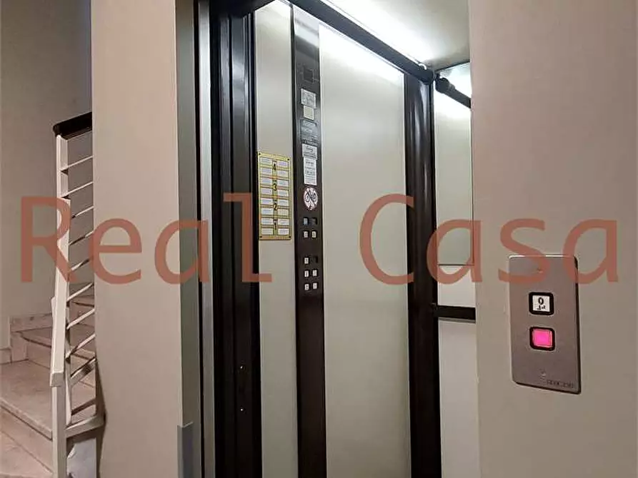 Immagine 11 di Ufficio in affitto  in Via Poletti a Modena