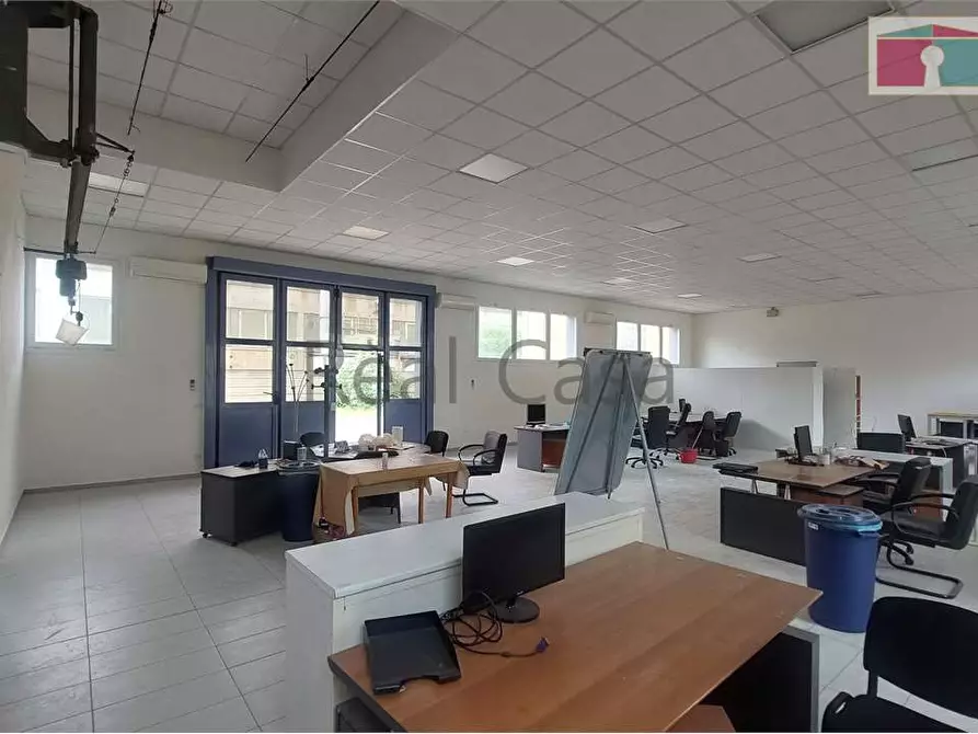 Immagine 2 di Laboratorio in affitto  in Via cesare della chiesa a Modena