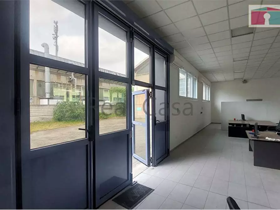 Immagine 9 di Laboratorio in affitto  in Via cesare della chiesa a Modena