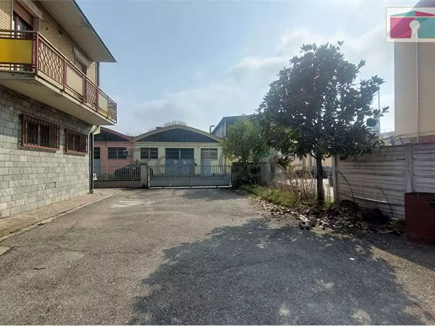 Immagine 31 di Laboratorio in affitto  in Via cesare della chiesa a Modena