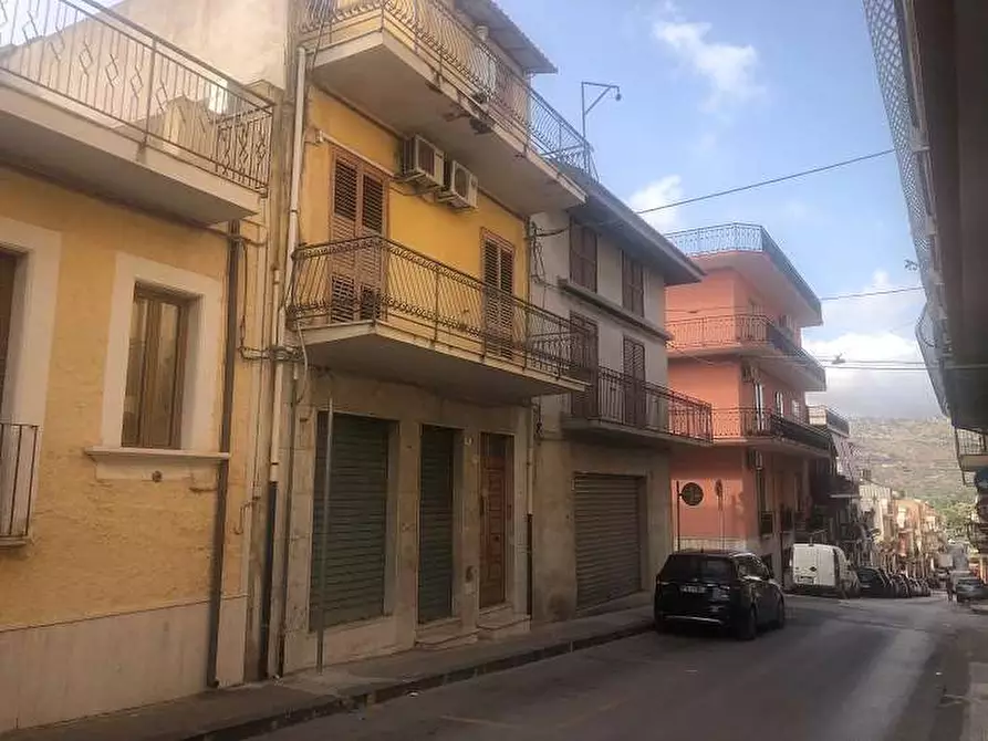 Immagine 1 di Casa indipendente in vendita  a Solarino