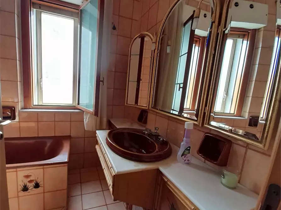 Immagine 21 di Appartamento in vendita  a Siracusa