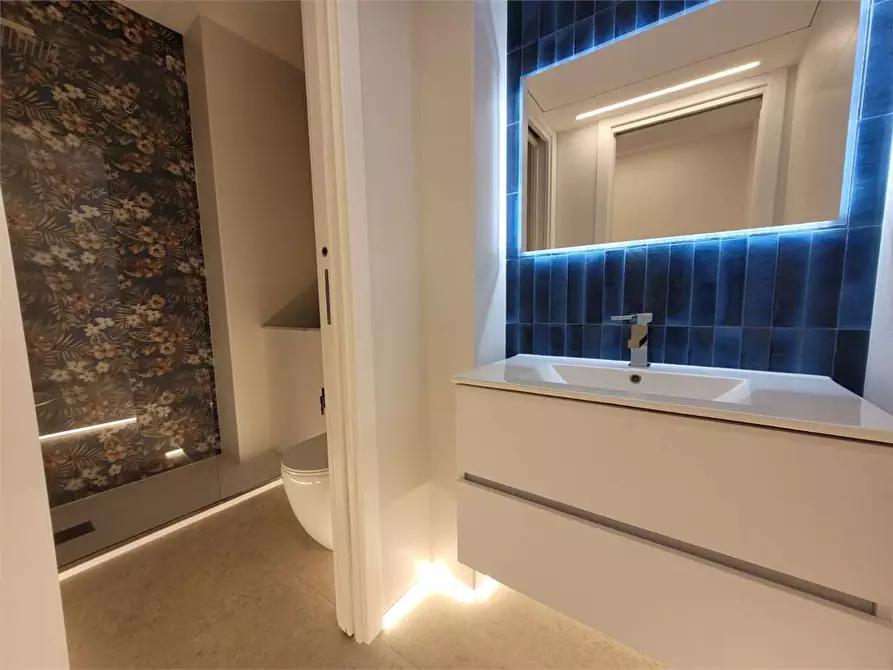 Immagine 11 di Appartamento in vendita  a Siracusa