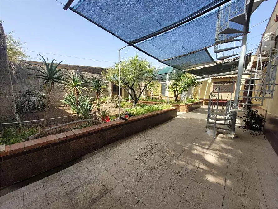 Immagine 39 di Villa in vendita  a Augusta