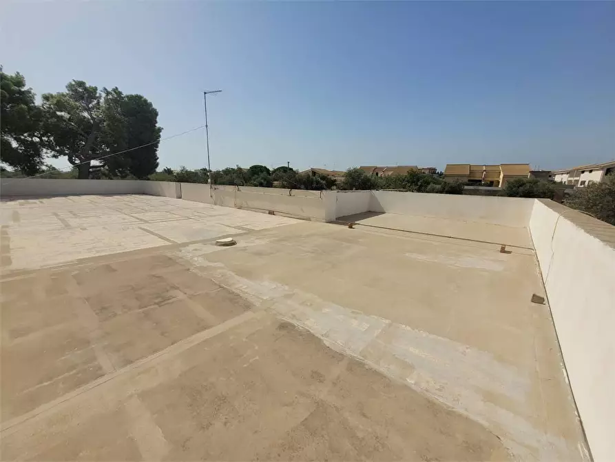 Immagine 42 di Villa in vendita  in via tringali 41 a Augusta