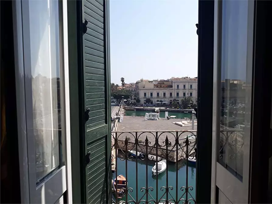 Immagine 5 di Appartamento in vendita  a Siracusa