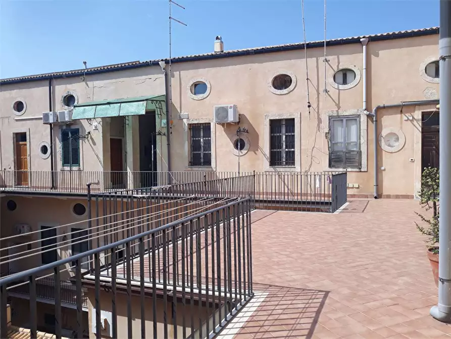 Immagine 13 di Appartamento in vendita  a Siracusa