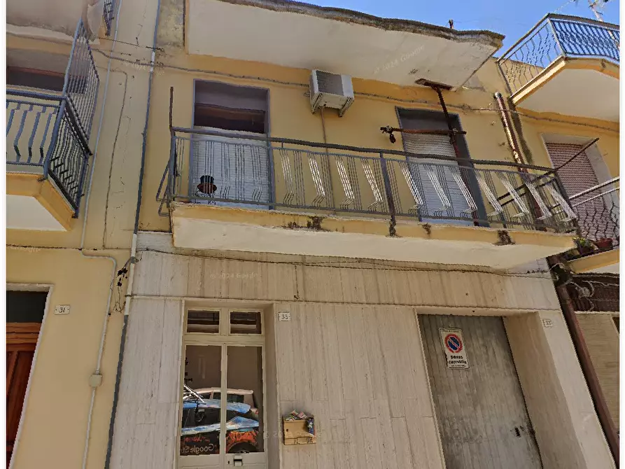 Immagine 1 di Casa indipendente in vendita  in Via Alessandro Manzoni 33 a Floridia