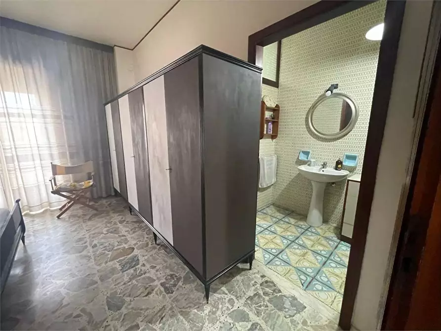 Immagine 13 di Appartamento in vendita  in viale teocrito 1 a Siracusa