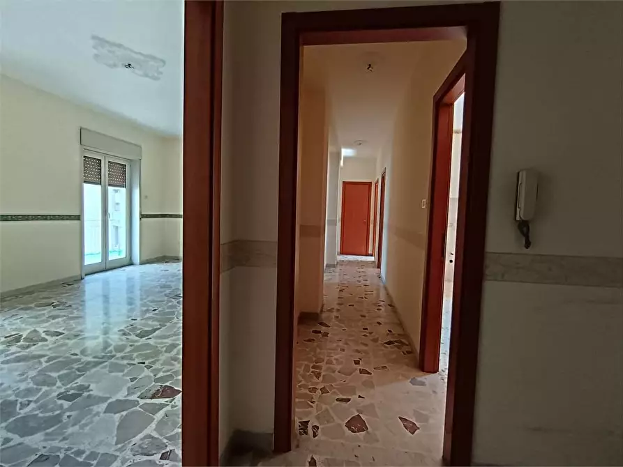 Immagine 3 di Appartamento in vendita  in via palagonia 1 a Siracusa