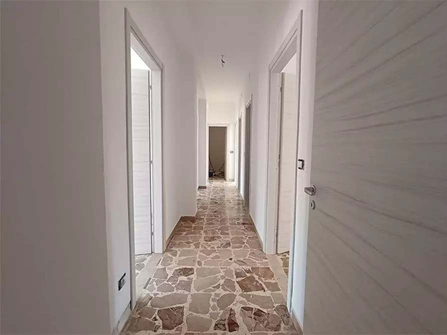 Immagine 6 di Appartamento in vendita  a Siracusa