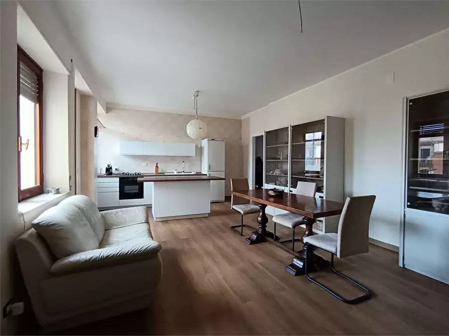 Immagine 4 di Appartamento in affitto  a Siracusa