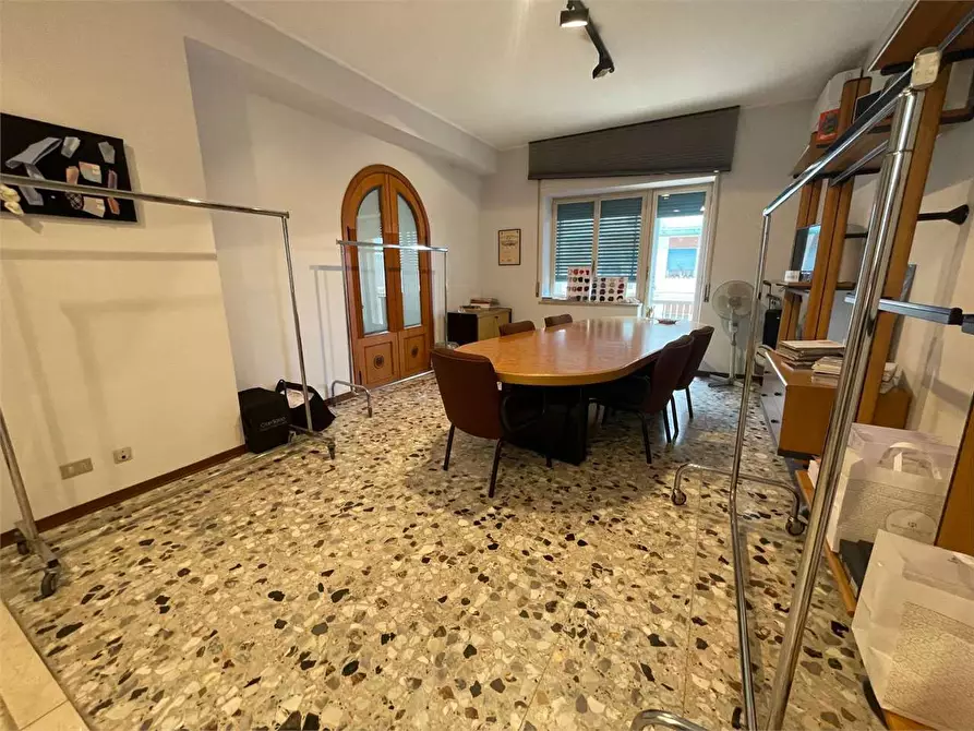 Immagine 9 di Ufficio in vendita  a Siracusa