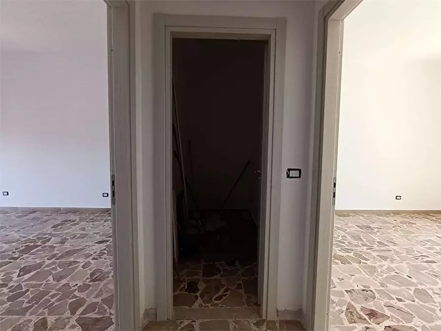 Immagine 23 di Appartamento in vendita  in via paternò 1 a Siracusa