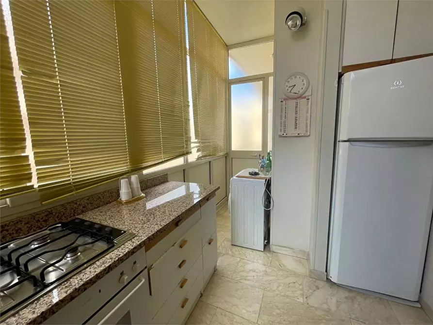 Immagine 17 di Appartamento in vendita  in via papa stefani IV 1 a Siracusa