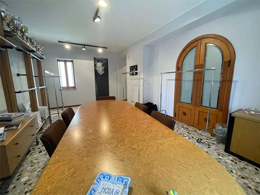 Immagine 6 di Quadrilocale in vendita  in via papa stefano IV 1 a Siracusa