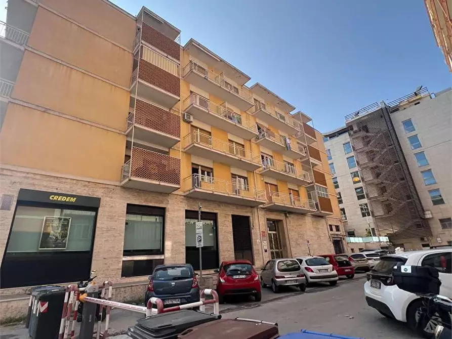 Immagine 30 di Appartamento in vendita  a Siracusa