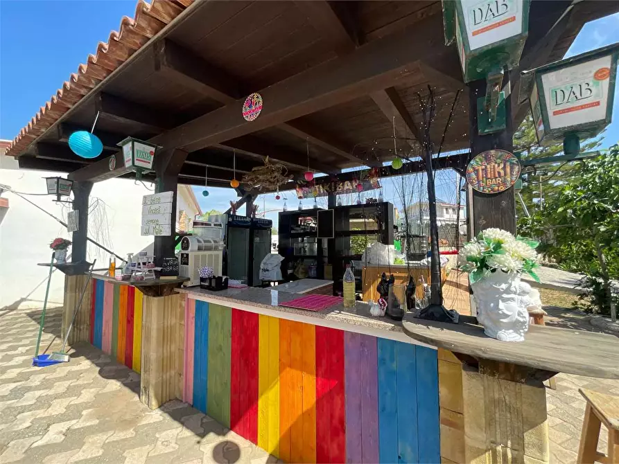 Immagine 10 di Stabile in vendita  a Siracusa