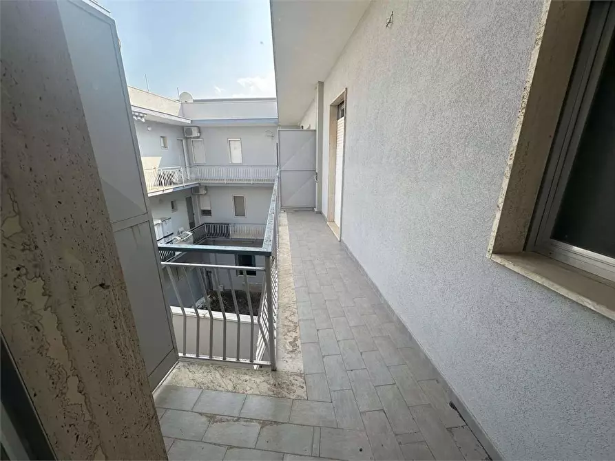 Immagine 2 di Appartamento in vendita  a Floridia