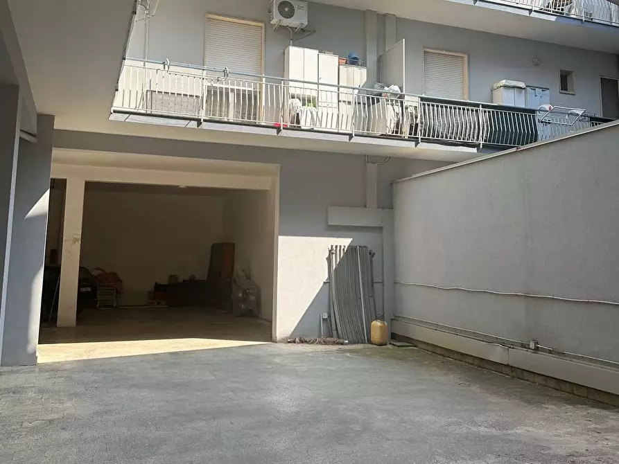 Immagine 18 di Appartamento in vendita  a Floridia