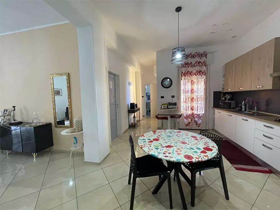 Immagine 5 di Appartamento in vendita  a Siracusa