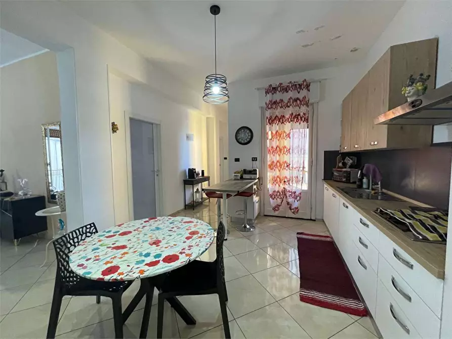 Immagine 5 di Appartamento in vendita  a Siracusa