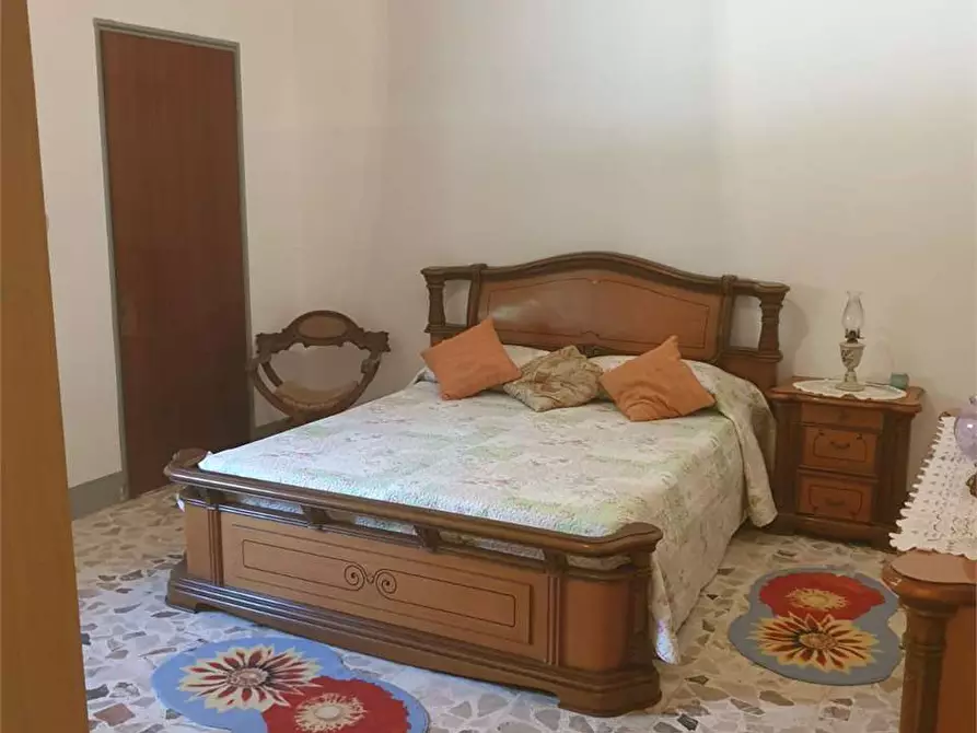 Immagine 11 di Villa in vendita  a Noto