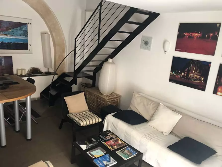 Immagine 4 di Casa indipendente in vendita  in via vittorio veneto 1 a Siracusa