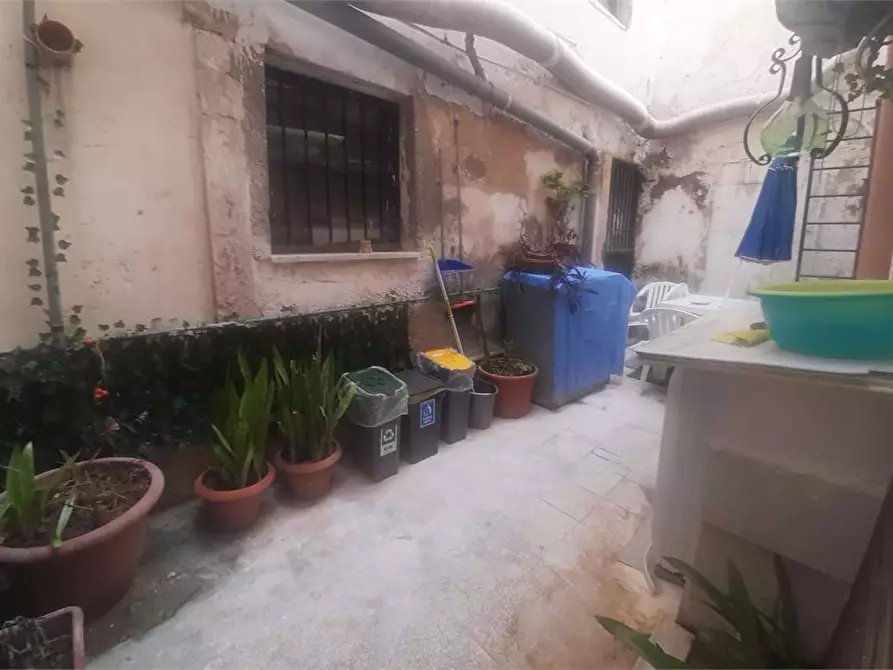 Immagine 16 di Casa indipendente in vendita  a Siracusa