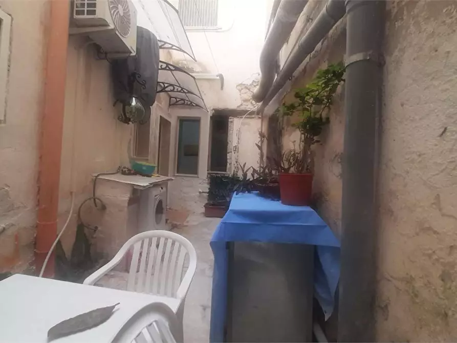 Immagine 17 di Casa indipendente in vendita  a Siracusa